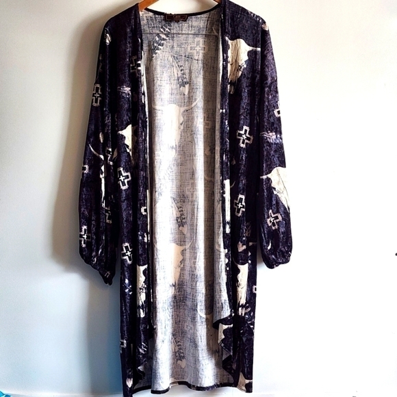 Lucky and Blessed Velvet Kimono - Picture 1 of 4